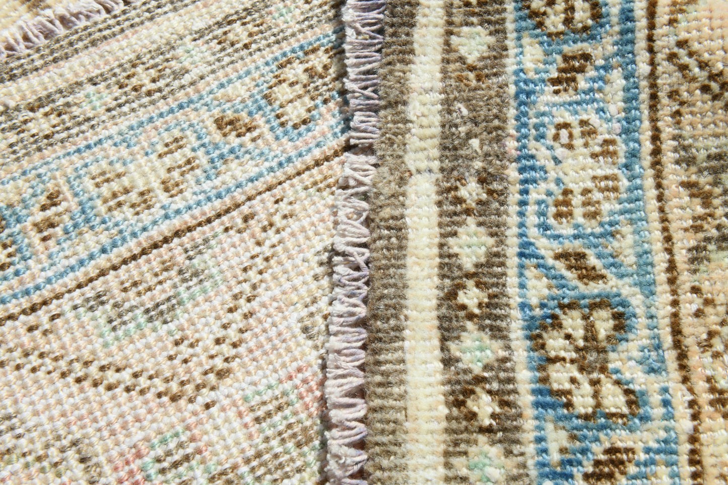 8'12" x 12'10" Vintage Persian Rug - 21057