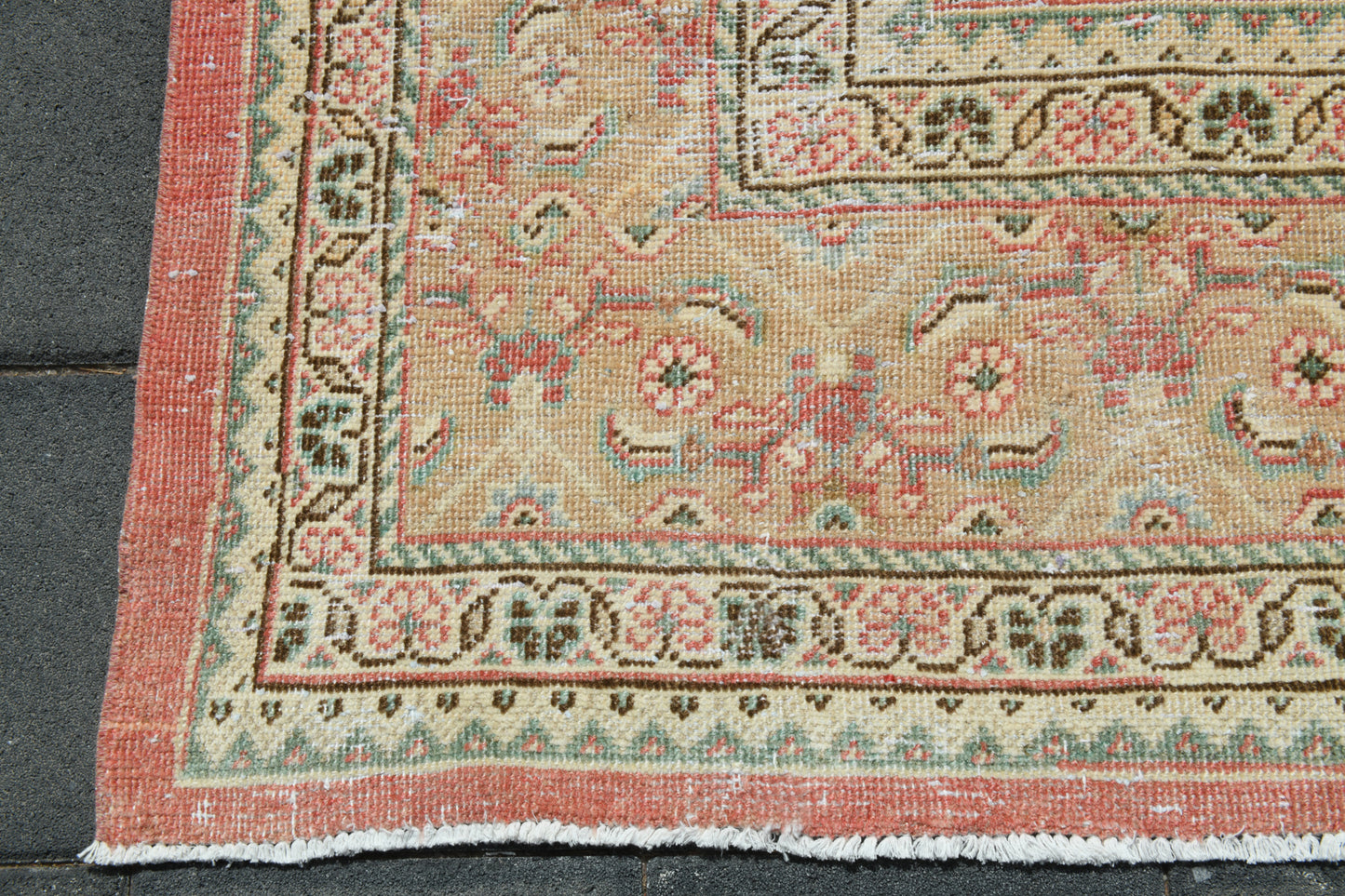 9'1" x 12'6" Vintage Persian Rug - 20915
