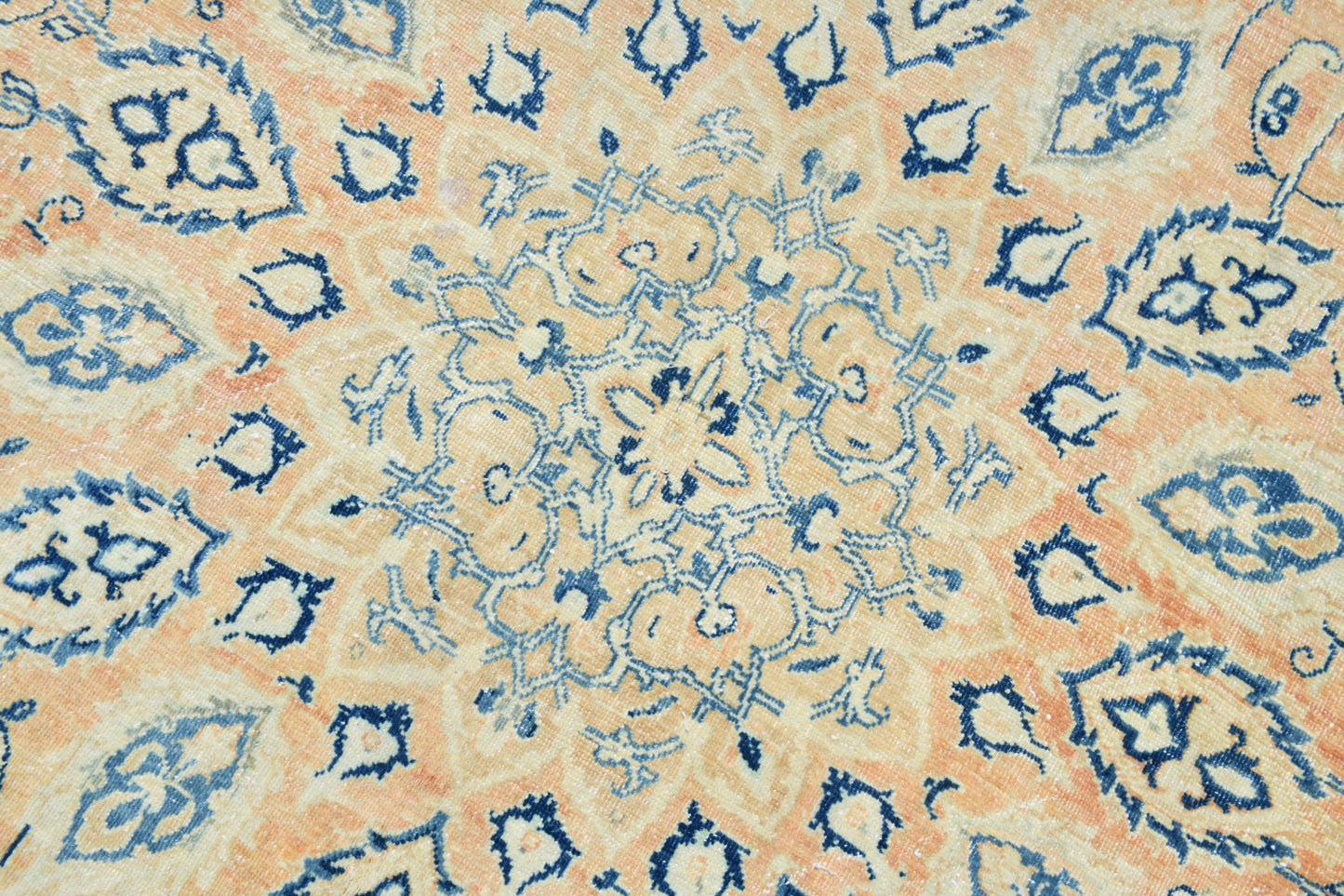 9'8" x 13'4" Vintage Persian Rug - 18877