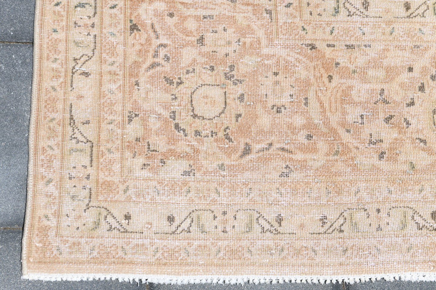 9'9" x 13'3" Vintage Persian Rug - 1544