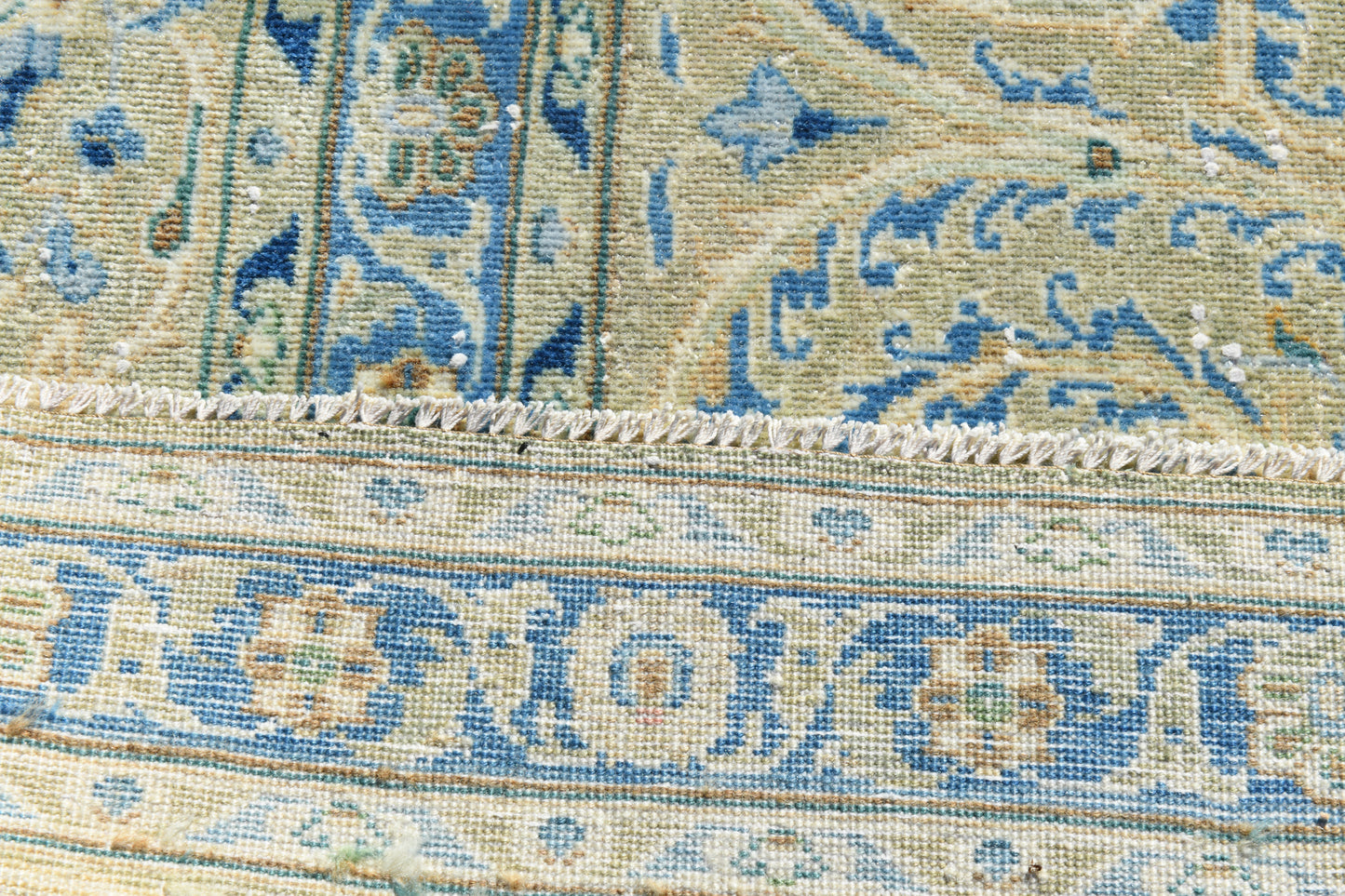 9'8" x 12'5" Vintage Persian Rug - 19063