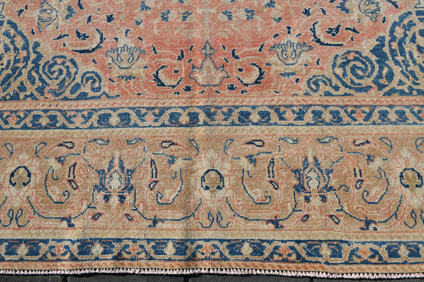 9'9" x 12'12" Vintage Persian Rug - 19065