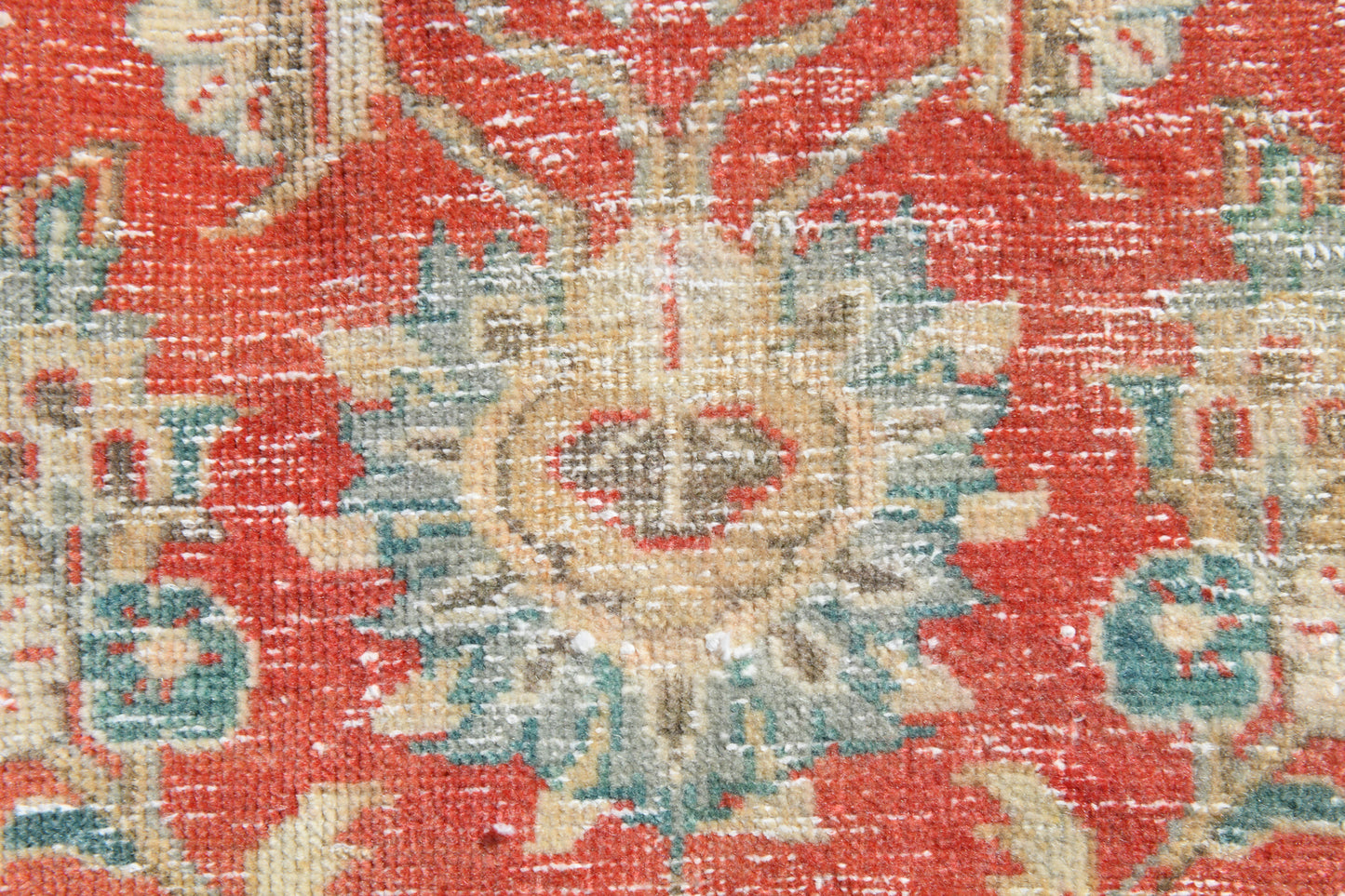 9'7" x 13'3" Vintage Persian Rug - 18941