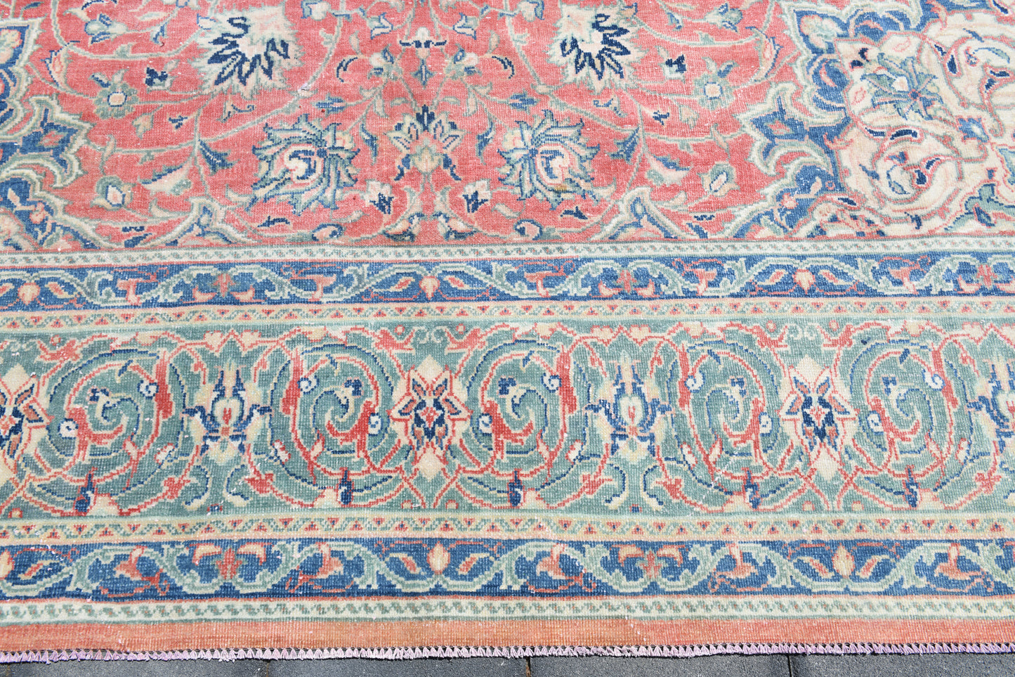 9'7" x 13'4" Vintage Persian Rug - 17973