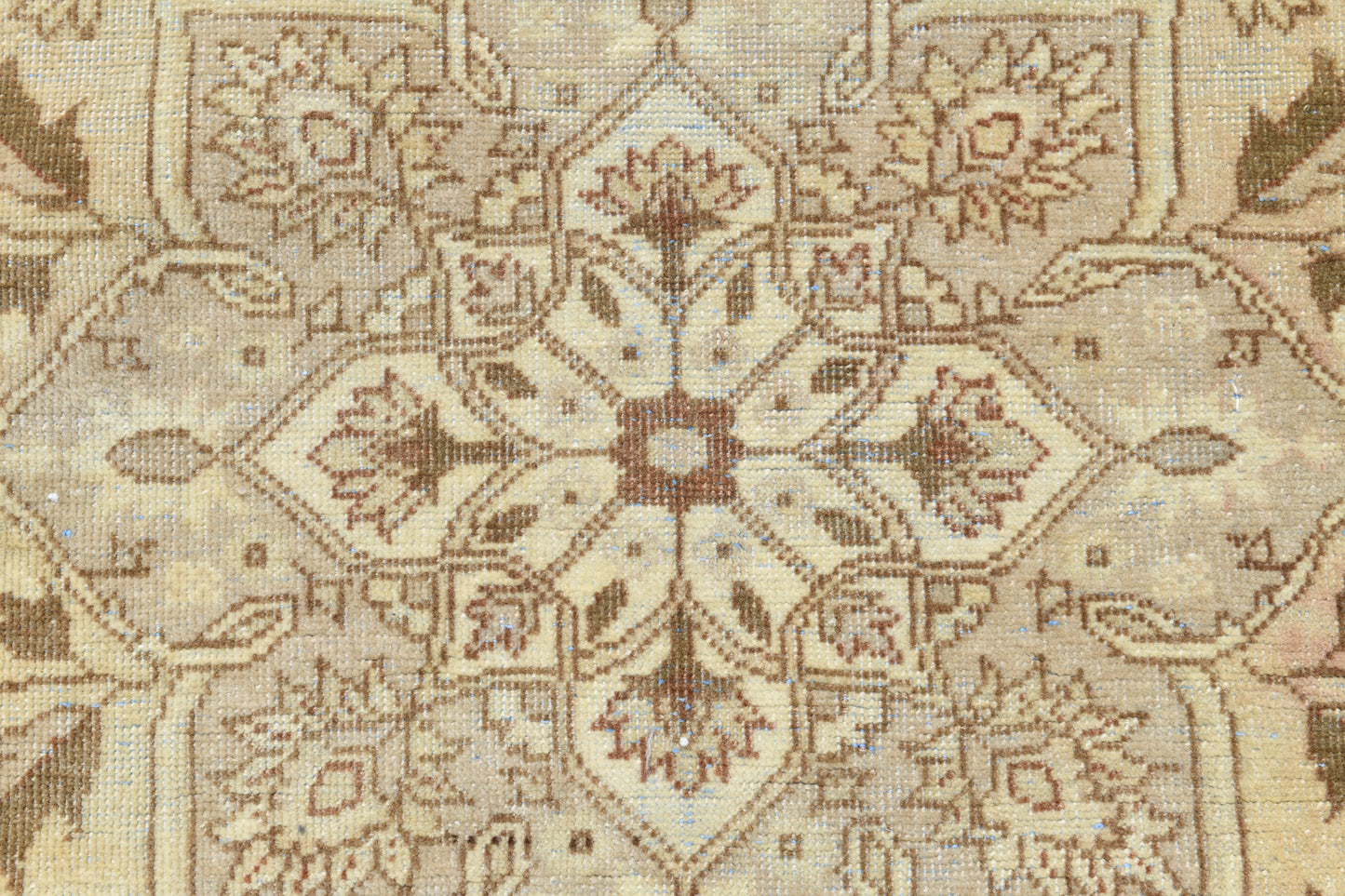 11'7" x 15'0" Vintage Persian Rug - 18401