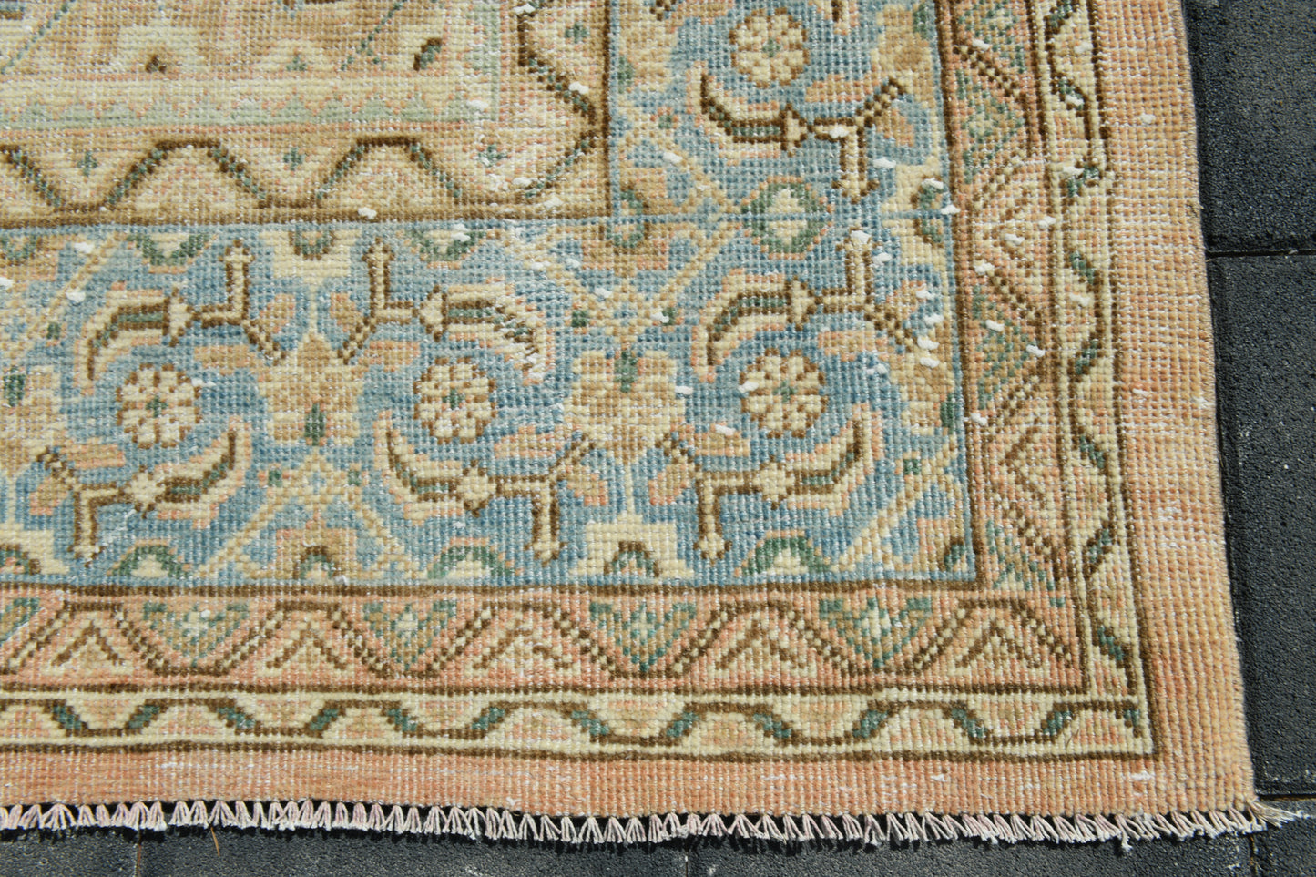 9'5" x 10'8" Vintage Persian Rug - 20790
