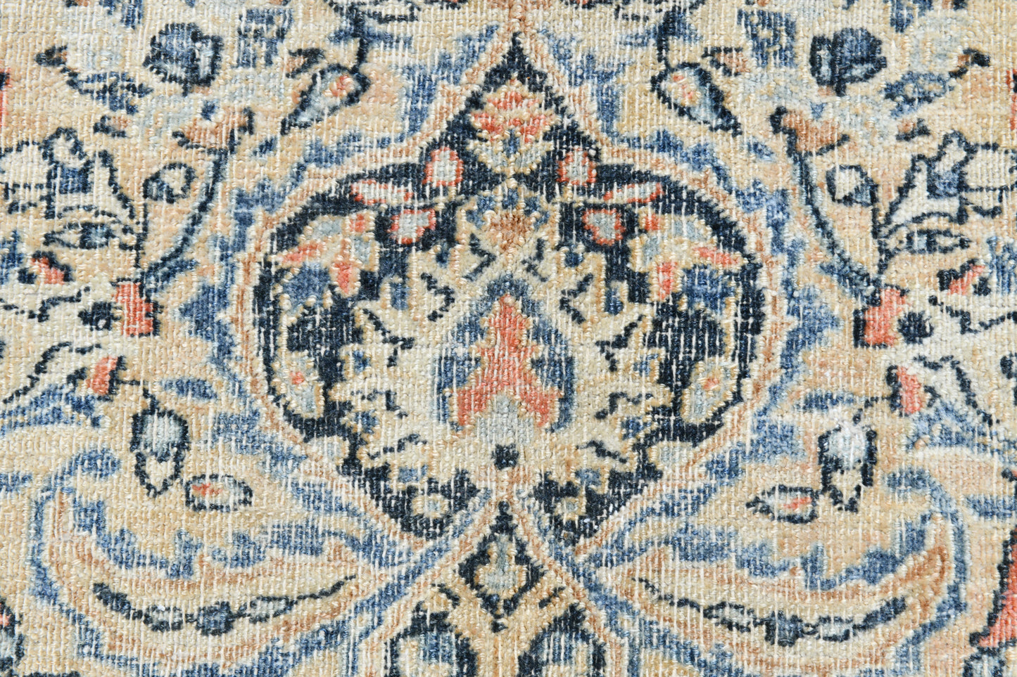9'9" x 12'8" Vintage Persian Rug - 17541
