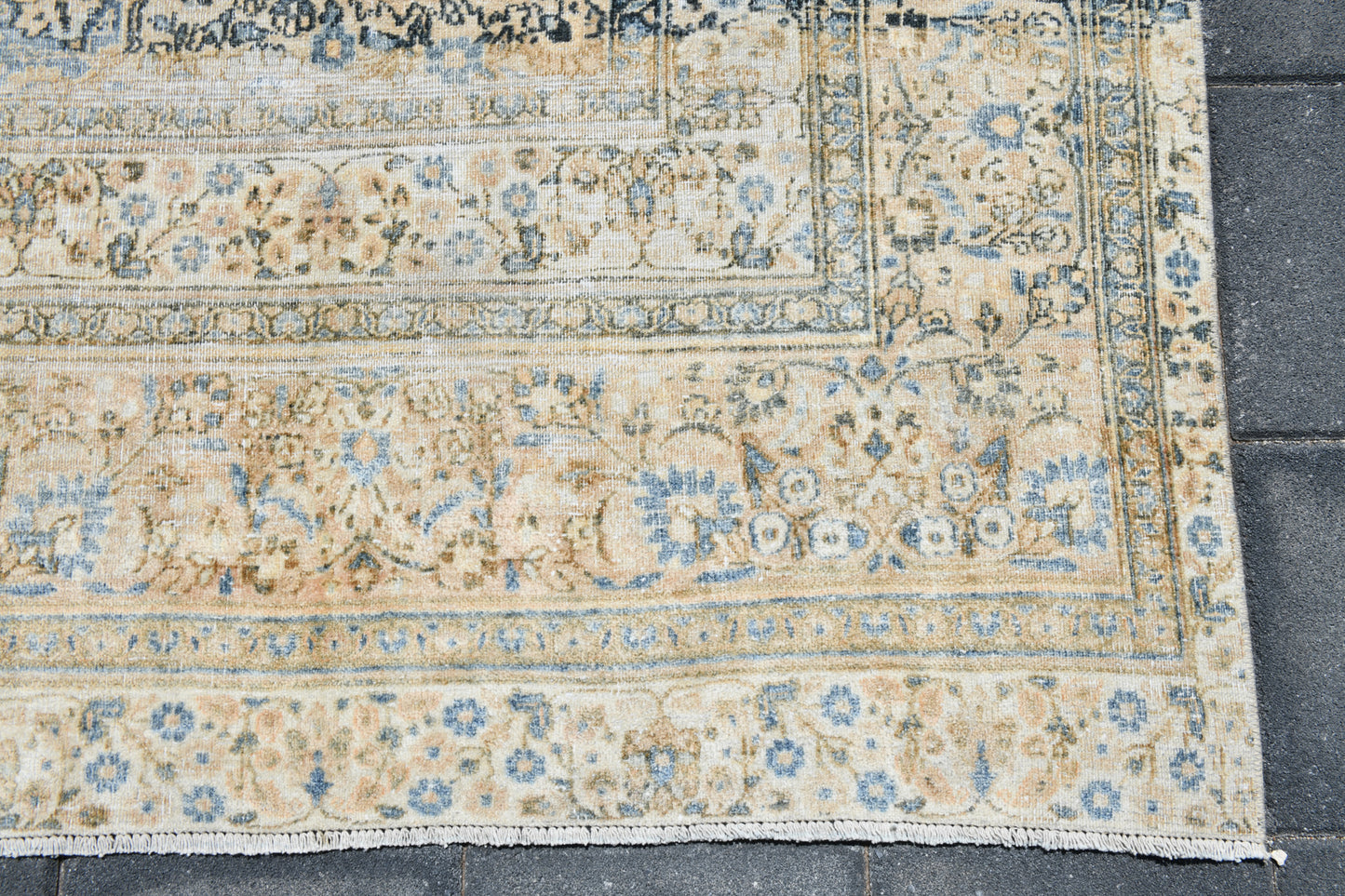 9'9" x 12'8" Vintage Persian Rug - 17541