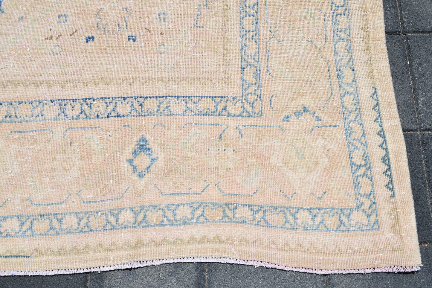 9'10" x 12'8" Vintage Persian Rug - 18823