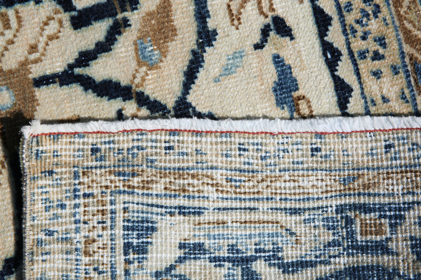 9'7" x 12'10" Vintage Persian Rug - 18737