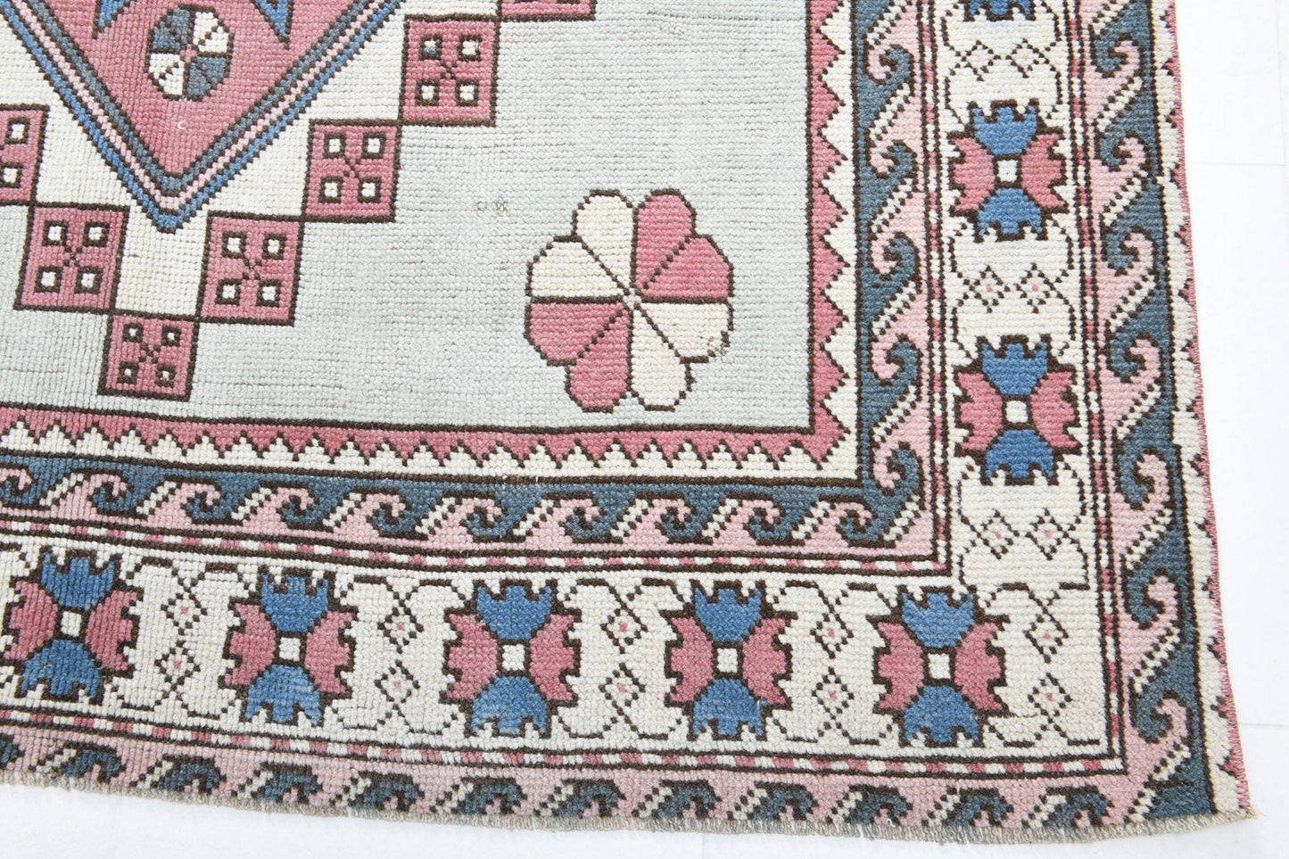 5' x 7' Pink Turkish Vintage Rug  |  RugReform